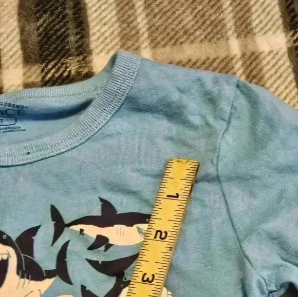 Childrens Place 5t blue 100% cotton shark shirt - Picture 6 of 9